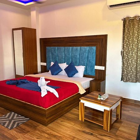 Lalitha Karunya Residency A/C Hotel Bapatla ภายนอก รูปภาพ