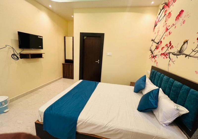 Lalitha Karunya Residency A/C Hotel Bapatla ภายนอก รูปภาพ